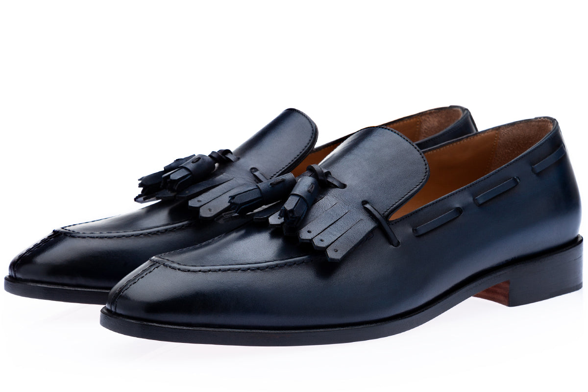HORIZON VINTAGE NAVY LOAFERS Loafers Superglamourous